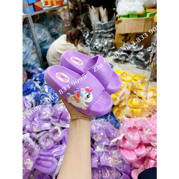 Dép Bánh Mì Cho Bé Trai Bé Gái D34 Xốp Eva Siêu Nhẹ, Siêu Êm, Chống Trượt Cho Bé 5-10 Tuổi - Zinshopkid