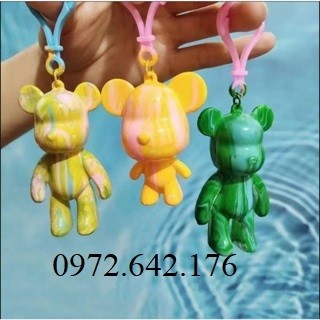 Móc khóa gấu bearbrick thỏ bunny HUNGACOR phôi nhựa màu trắng có lỗ cắm ở chân phụ kiện DIY móc khoá đổ màu sán