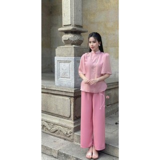 135.3000 set bộ lam chất voan tơ thêu bướm cổ tàu. quần ống rộng có túi, có khóa kéo. áo vạt bầu.