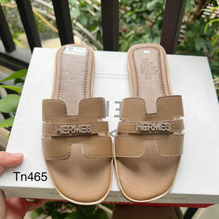 Dép h đế bệt quai chữ