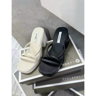 Dép xuồng đế nhẹ cao 7 phân