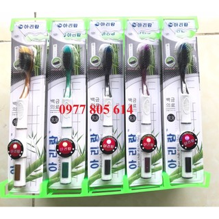 Khay 30 chiếc bàn chải đánh răng than tre cao cấp hàn quốc no127