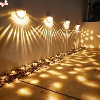 Đèn năng lượng mặt trời bán nguyệt gắn trụ cổng bồn cây tường rào đèn led trang trí ngoài trời kháng nước