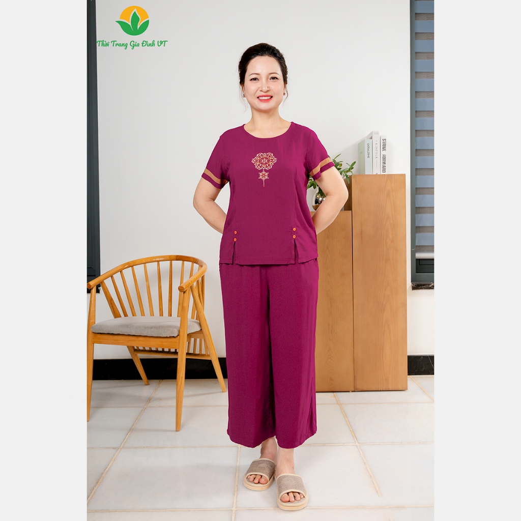 Bộ đồ lanh nữ trung niên Việt Thắng, quần lửng dài, áo cộc tay, cúc trang trí - B26.2402