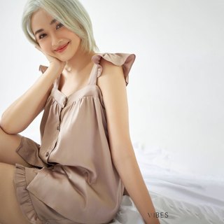 VIBES Đồ bộ 2 dây cánh tiên Lụa trơn cao cấp Ruffle Straps Set