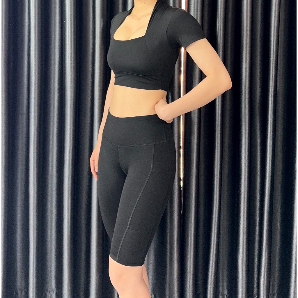 Bộ tập Gym nữ, quần áo tập gym yoga aerobic nữ áo croptop kết hợp quần ngố legging cạp cao có tút- (Ng12)