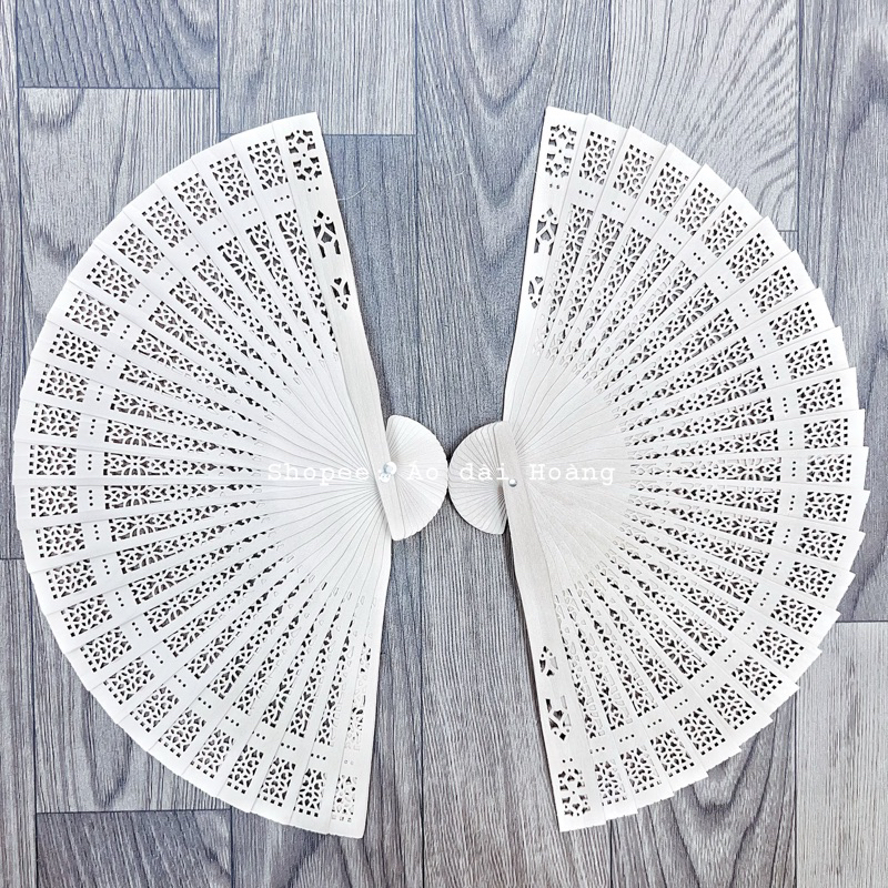 QUẠT GỖ CHỤP ẢNH