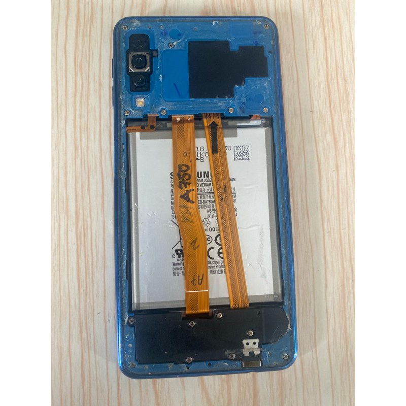 Xác Samsung A750 Hư Màn Full Chức Năng