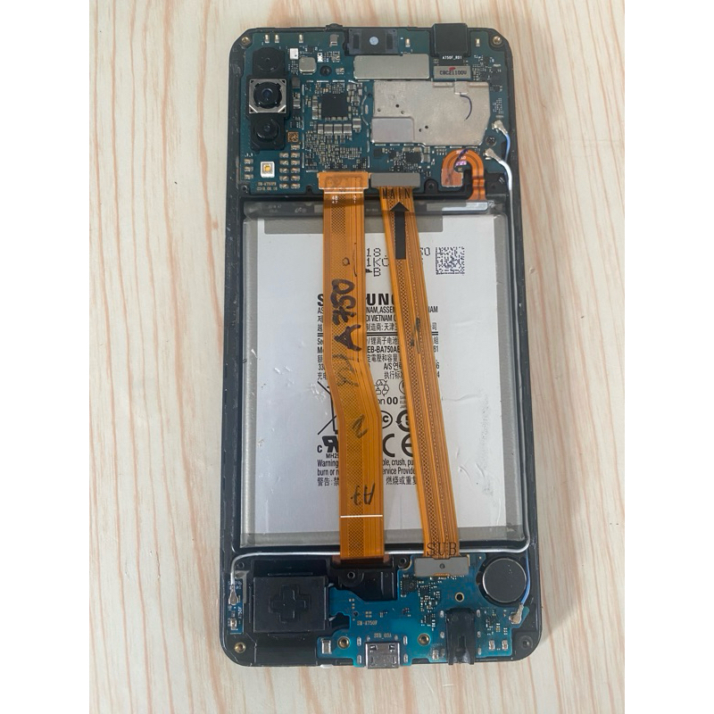 Xác Samsung A750 Hư Màn Full Chức Năng
