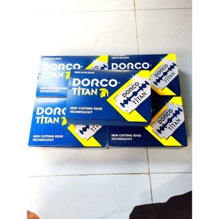 Vỉ 100 lưỡi lam DorcoTitan màu xanh