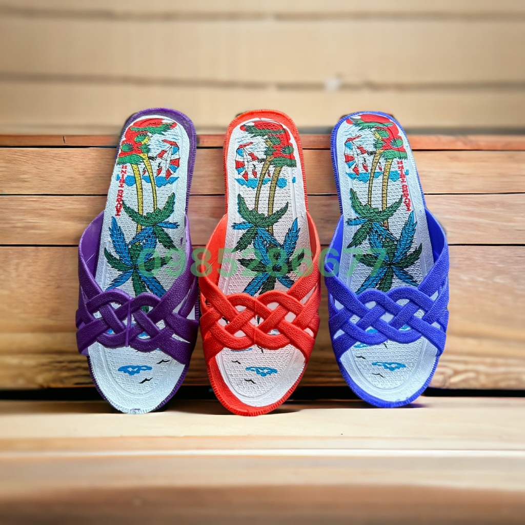 Dép Nhựa Bà Nữ Hiệu Cây Dừa.3 Màu Mềm Mại Êm Chân Chống Trơn Trượt Độ Bền Cao..giá Rẻ Tận Xưởng