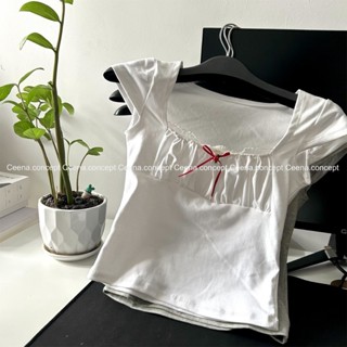 Ceena - Áo thun nữ kiểu coquette, balletcore stye đính nơ hoa cổ ren