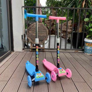 Xe scooter cho bé hy01 họa tiết ngộ nghĩnh, bánh có đèn phát sáng