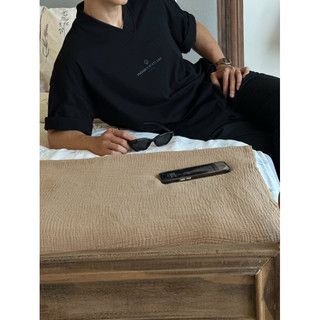 ÁO THUN 𝐕-𝐍𝐄𝐂𝐊 FORM OVERSIZED INDAHOOD STUDIO