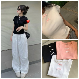 ÁO BABY TEE ĐÍNH HAI NƠ TRƯỚC NHỎ NHẮN TRƯỚC NGỰC BBT2NO TRUOC