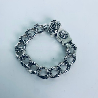 Lắc tay Chrome Heart Flower bạc fullbox cao cấp. - Chrome Heart Store