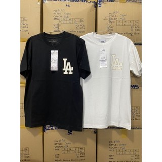 Áo phông cotton basic nam nữ đều mặc đc