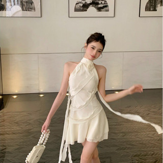 Váy voan cổ yếm đầm cổ yếm hở lưng đính hoa tua rua hở lưng phong cách gợi cảm cho nữ mùa hè