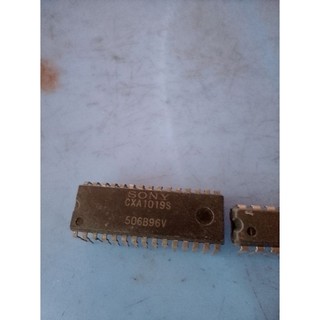 IC 555/74lsoop/74LS08P/GK7350GX