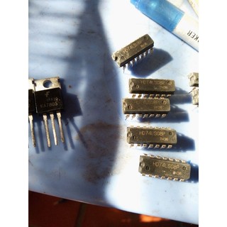 IC 555/74lsoop/74LS08P/GK7350GX