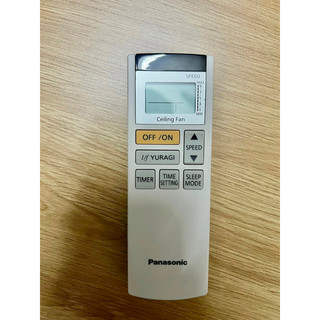 Điều khiển quạt trần panasonic 5 cánh