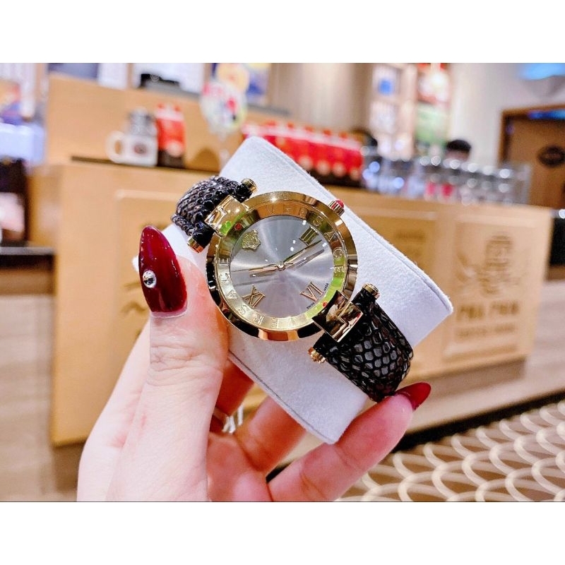 Đồng Hồ Nữ Versace Mặt Tròn Dây Da Máy Quartz  Thuỵ Sỹ Cao Cấp