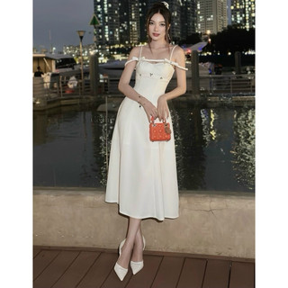 ĐẦM MIDI TRỄ VAI ĐÍNH ĐÁ
