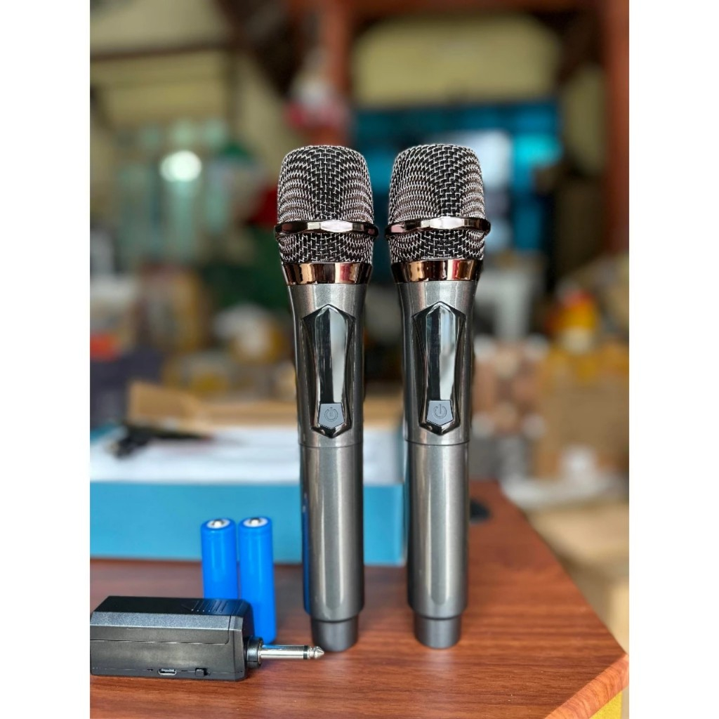 Bộ 2 Micro Sạc Karaoke Không Dây Cho Loa Kéo - Amply Cao Cấp Tặng Kèm 3 Pin Sạc