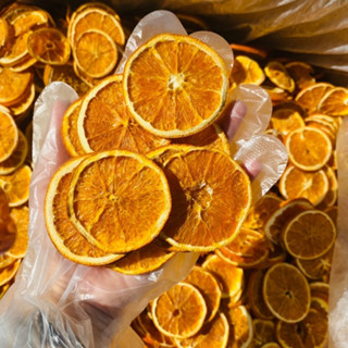 Cam vàng sấy lạnh, cam vàng sấy khô tự nhiên, dùng trang trí decor, làm bánh kẹo, pha trà, hoa quả