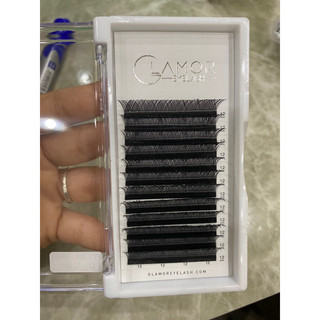 Mi YY lash Glamor