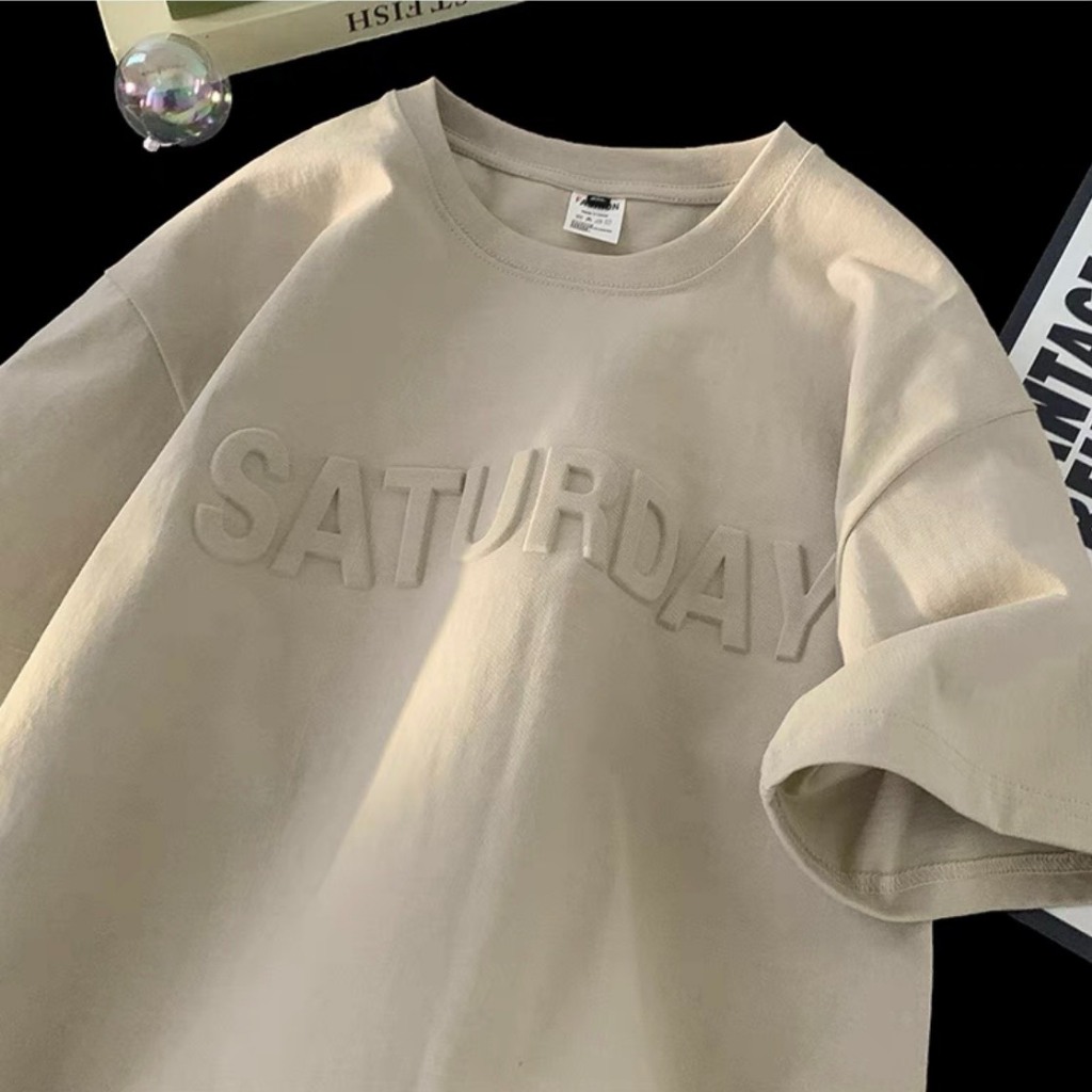 Áo Thun In Chữ Nổi SATURDAY NAD Unisex - Áo Phông Nam Nữ Tay Lỡ Form Rộng Chất Liệu Cotton Khô Thoáng Mát | BigBuy360 - bigbuy360.vn