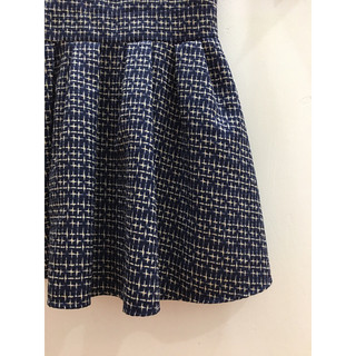 Đầm xèo sát nách dễ thương vừa size S