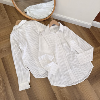 ÁO SƠ MI TRẮNG OVERSIZE SỌC DỌC