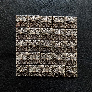 Đinh tán Chrome Hearts cao cấp