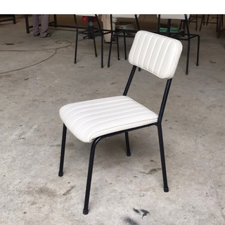 Ghế bọc nệm khung sắt HW705