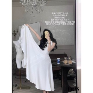 Váy khuyết tay dáng a dài basic