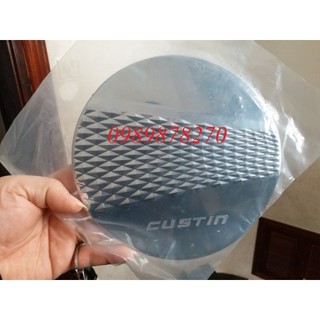 Ốp nắp bình xăng mạ crom sáng bóng xe Hyundai Custin 2023