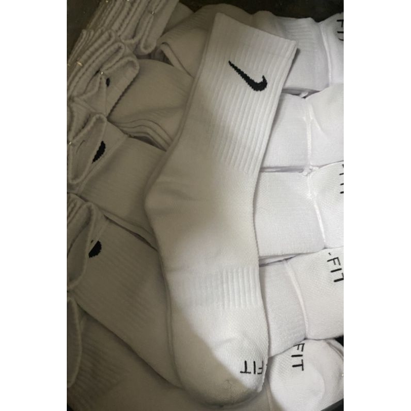 Pack 3 Đôi Tất Nike Drifit Xù Đen  Cổ Cao Có Đệm Lót Lông