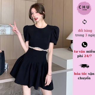 Đầm hở bụng thiết kế đính đá sang trọng