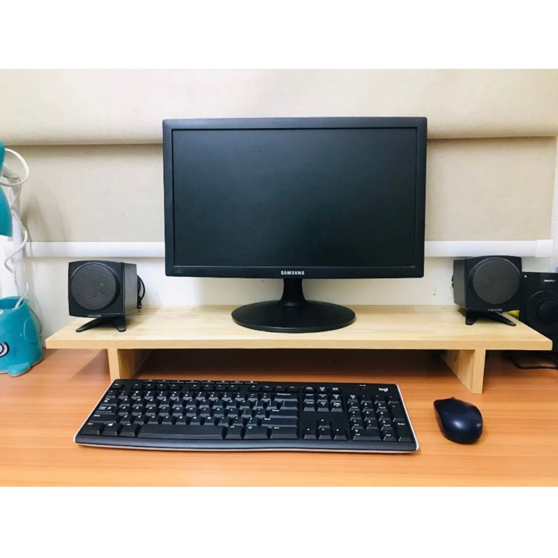 kệ để màn hình máy tính laptop bằng gỗ cao su tự nhiên