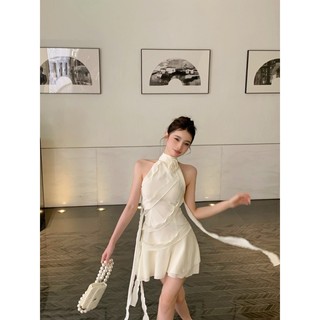 Váy voan cổ yếm đầm cổ yếm hở lưng đính hoa tua rua hở lưng phong cách gợi cảm cho nữ mùa hè