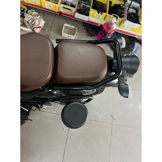 Hộp đựng đồ nghề gắn xe PG 1