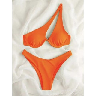 Bộ bikini 2 mảnh lệch vai có gọng