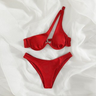 Bộ bikini 2 mảnh lệch vai có gọng
