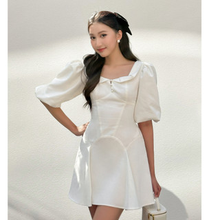 Đầm trắng xoè tay phồng tiểu thư cổ cách điệu Tegan Dress - MIDSUMMER