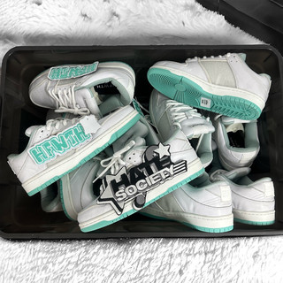 sneaker HFWTH tiffany