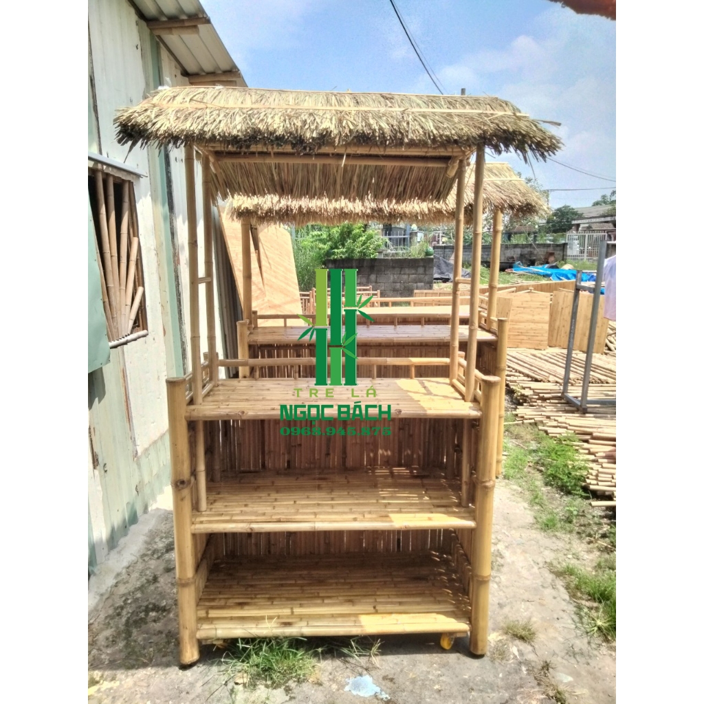 Quầy Tre Bán Hàng Sơn PU + Bánh Xe di chuyển Mái Tranh - Mái Trúc