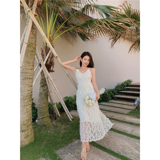 Váy Maxi Trắng Lông Vũ Nhẹ Nhàng