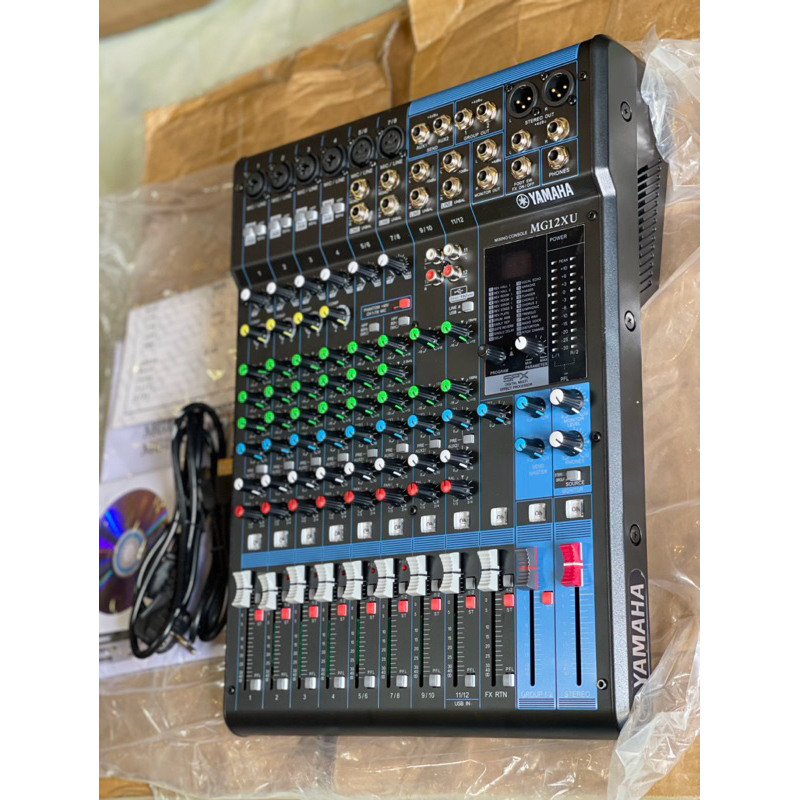 mixer yamaha MG-12XU