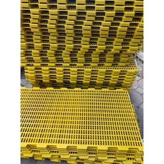  GV Tấm lót sàn chuồng thú cưng  vàng lớn 50* 100 cm loại 1  tấm nhựa lót sàn chó mèo lợn gà 